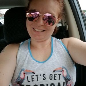 Meet your Posher, Jennifrt